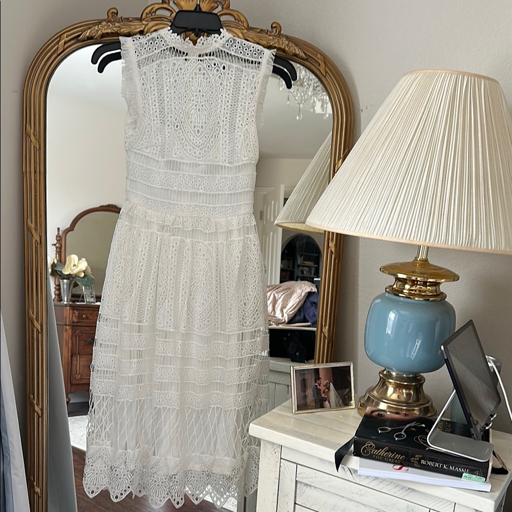 Elegant White Lace Dress